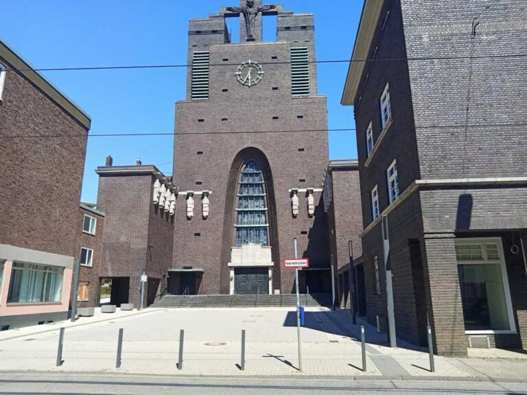 Heilig-Kreuz-Kirche – Gelsenkirchen Ückendorf